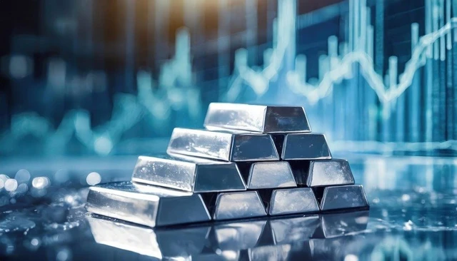 Bạc tăng vọt 10% sau 1 đêm, trở thành tài sản có giá trị lớn thứ 3 thế giới